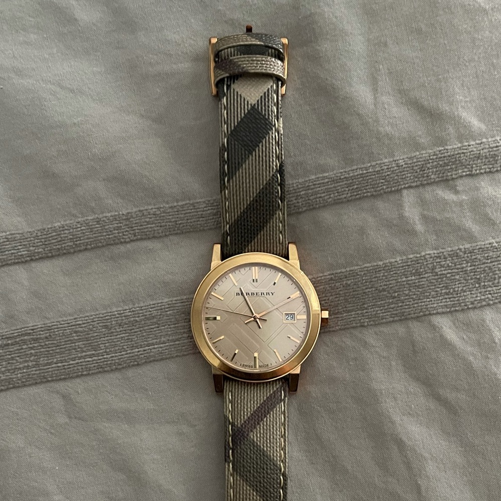 BURBERRY watch